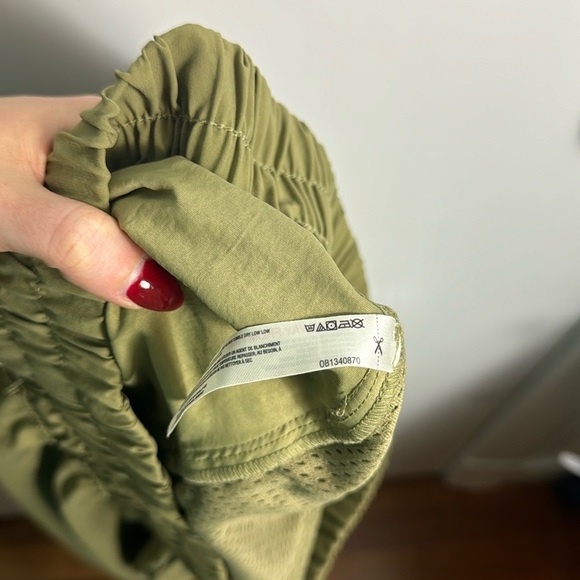 Free people movement next round shorts muted sage size Medium - Picture 7 of 12